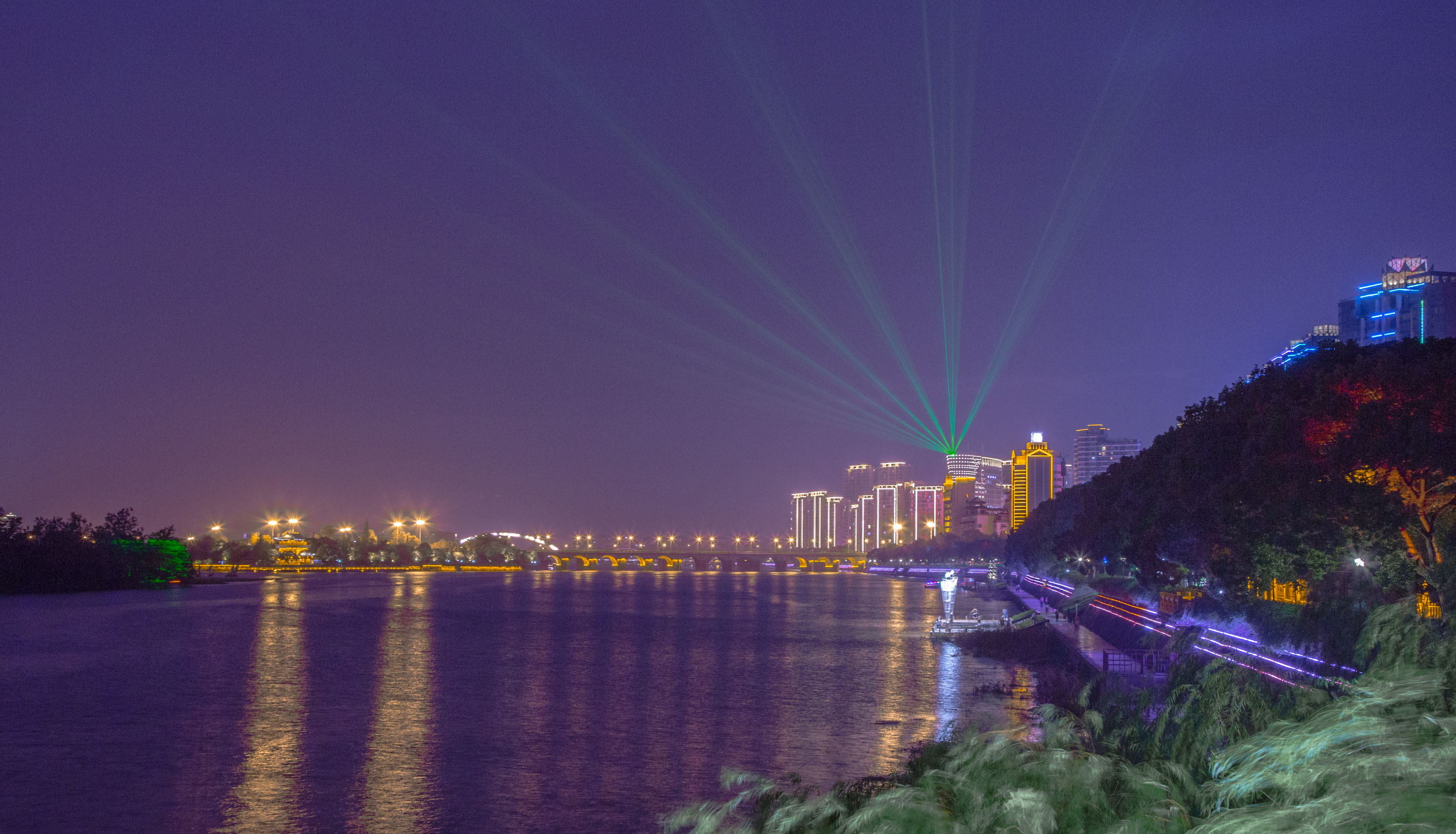 re:(原创)金华夜景