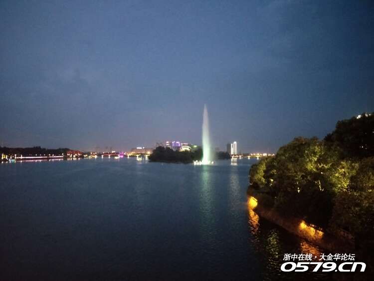 房价上涨对gdp的贡献多大_房价上涨