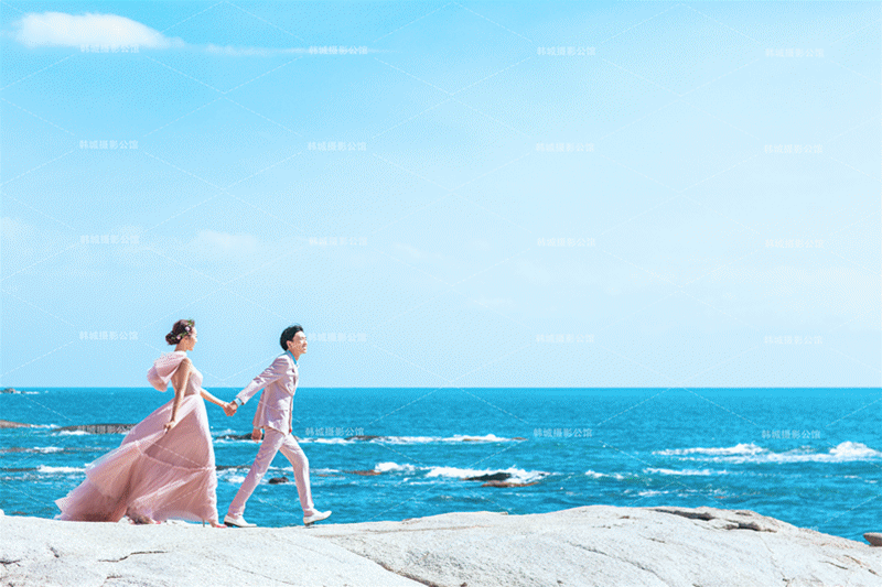 春季还在纠结旅拍婚纱照去哪拍?阳光,沙滩,海风都在这