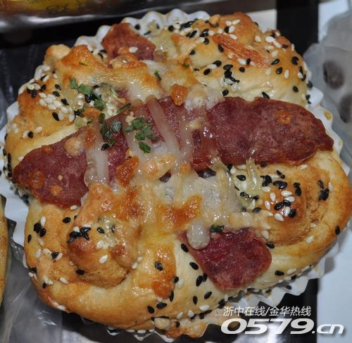172_2204547_3d1a0565975bca7.jpg?427