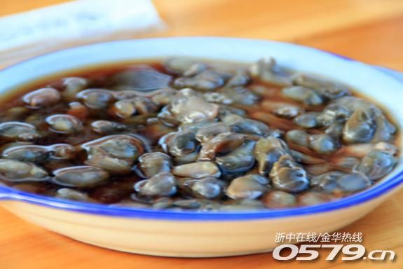 吃海鲜喝啤酒_吃海鲜不能喝酒_喝白酒吃海鲜