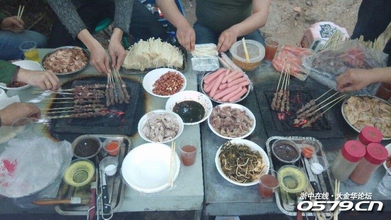 尖峰山烧烤走起～美味!好天气,好心情!