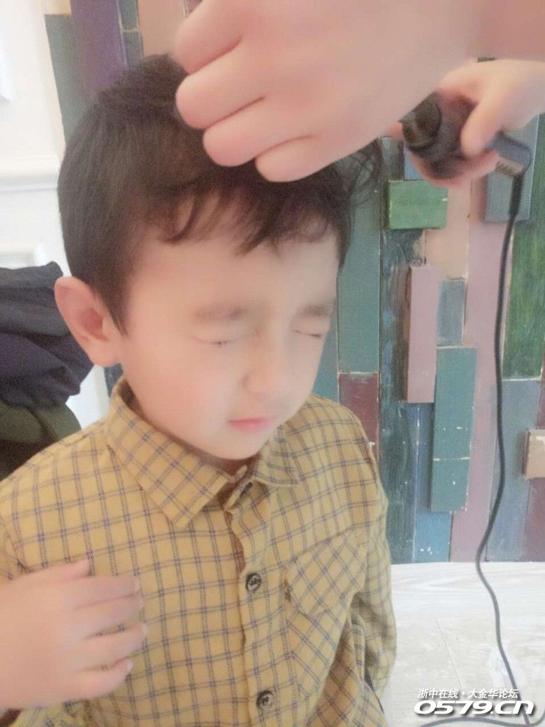 【萌宝发型秀】我要酷一点