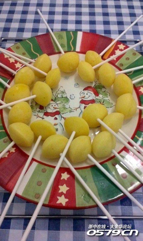 巧克力棒棒糖蛋糕,小孩儿的最爱!