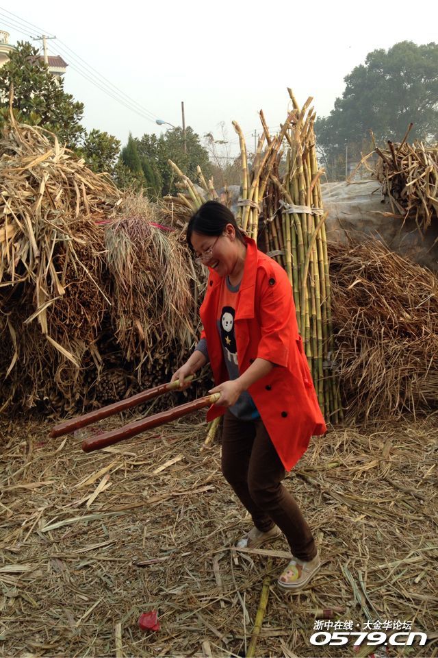 大家明天去记得买点麻花带去