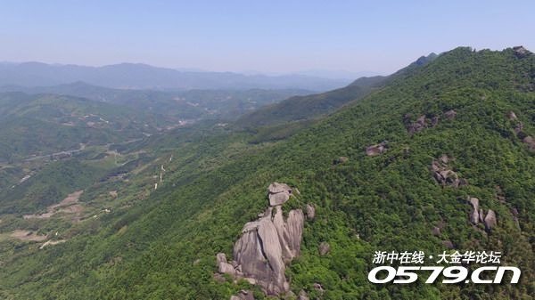 很搞笑,尖峰山爬多了,现在到了衢州还是爬山,有点不甘心,最终,还是