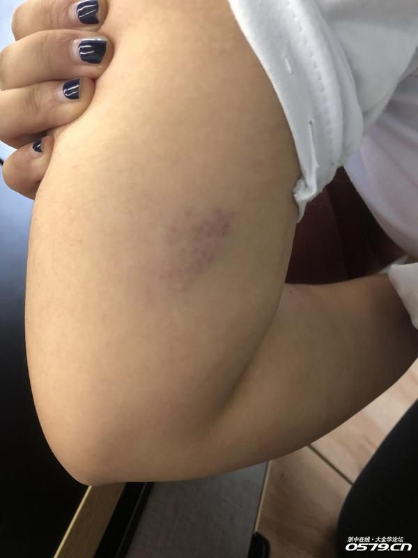 恒大百货二楼无良店家