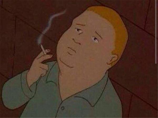 武汉后湖的苏先生一吃完晚饭就坐到电脑前开始网购,困了就抽根烟提神