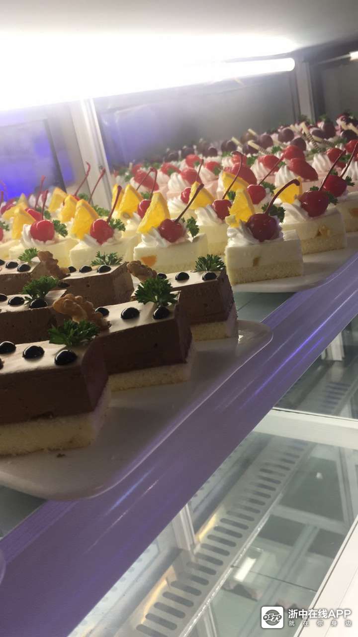 恒大六楼绿森林自助餐