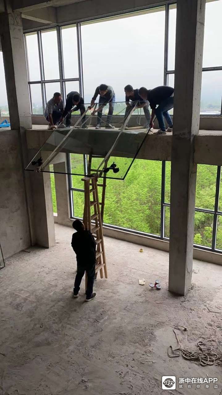 招工,招工,招铝合金安装师傅,学徒,都要