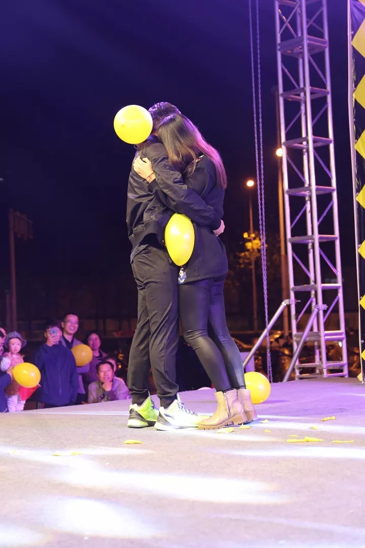 集赞送小熊1111金华万达千人假面相亲交友大会花絮大放送