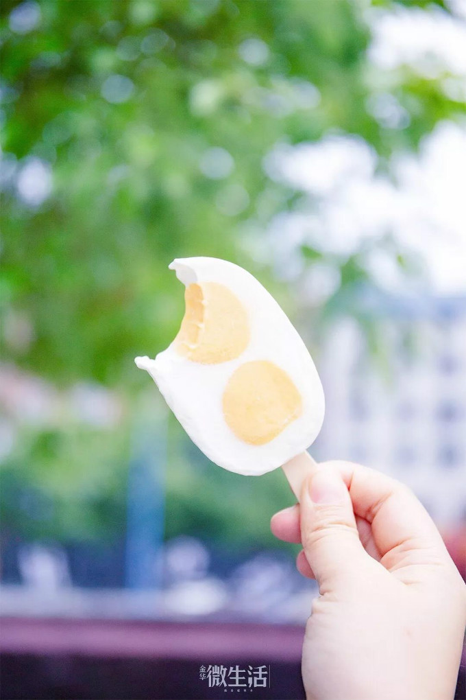 金华这个妹子,吃了20款雪糕,最后一款你一定吃过,不服来战!