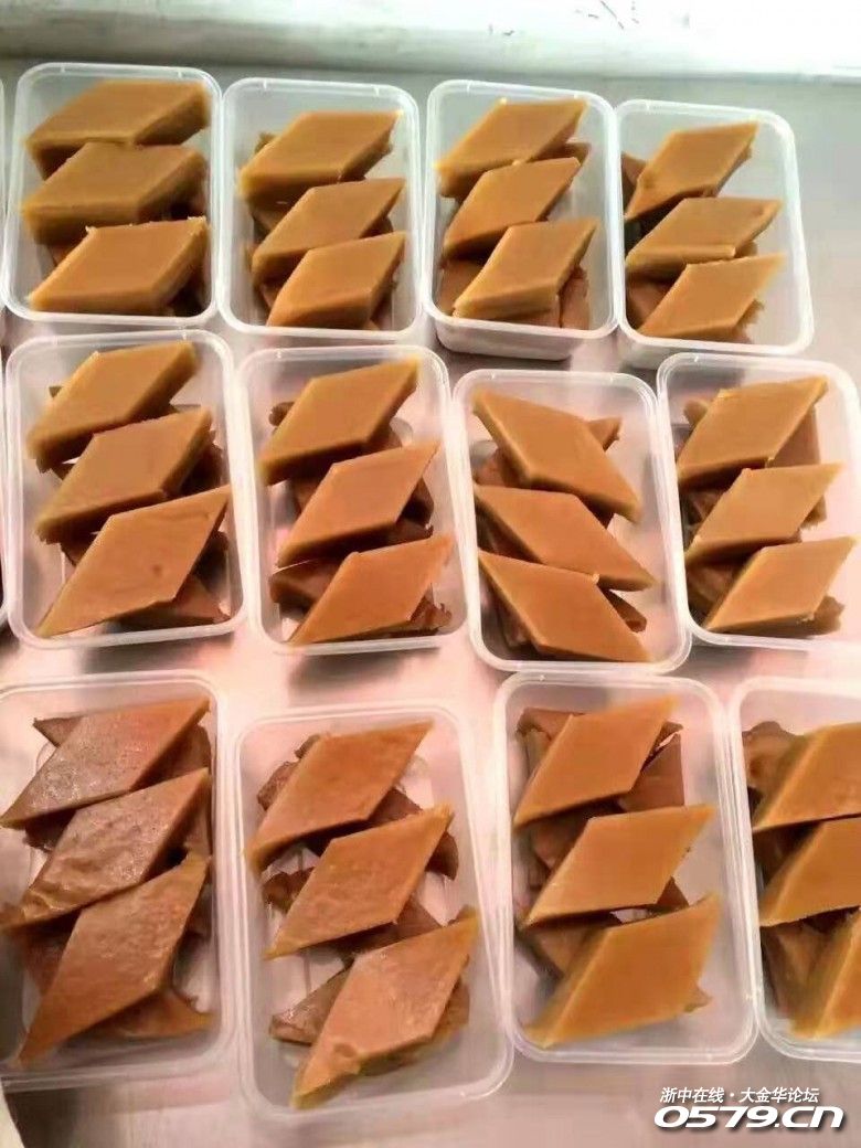 汤溪寺平灰汁糕,千层糕.有需要的的可以联系哦