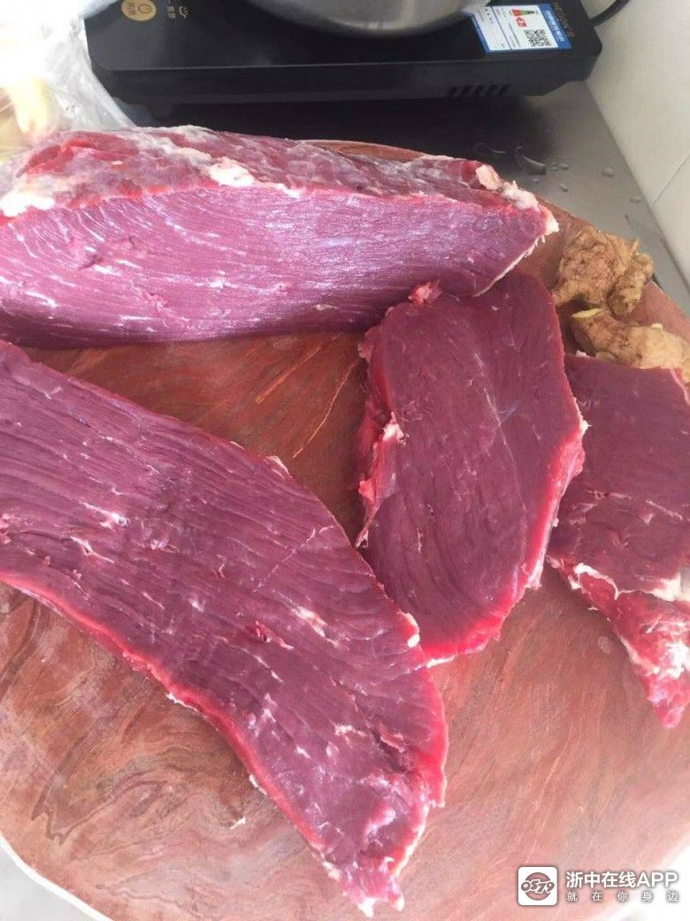 配料很有诚意,都是实打实的肉,不是那种脱水肉块